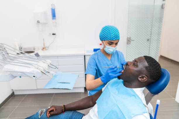 Best Emergency Root Canal Treatment in Bridgeview, IL